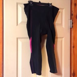 NWOT Pearl Izumi bike shorts